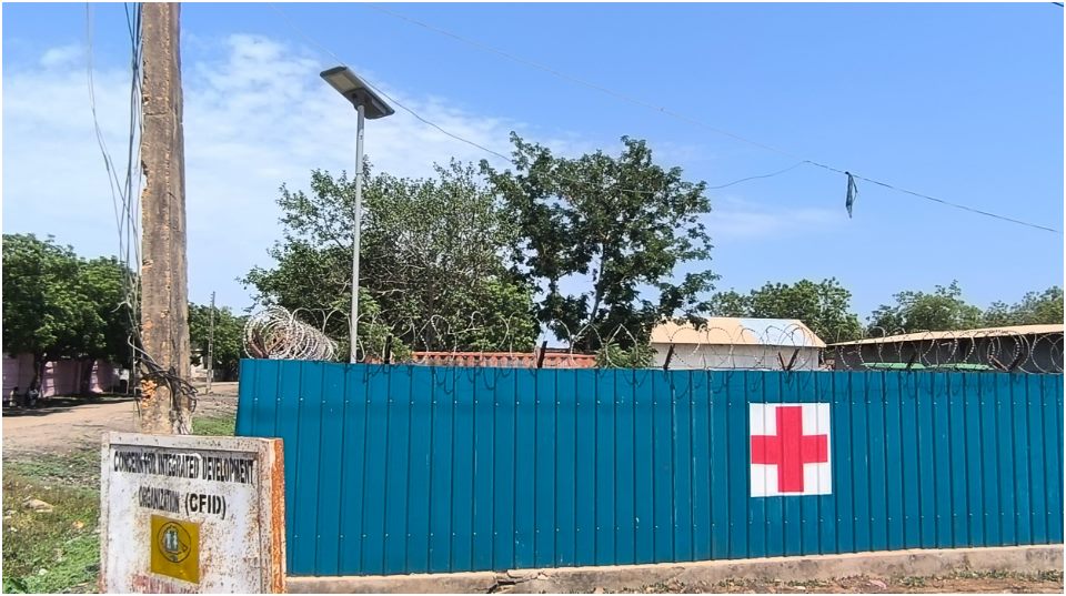 Solar street light at clinic