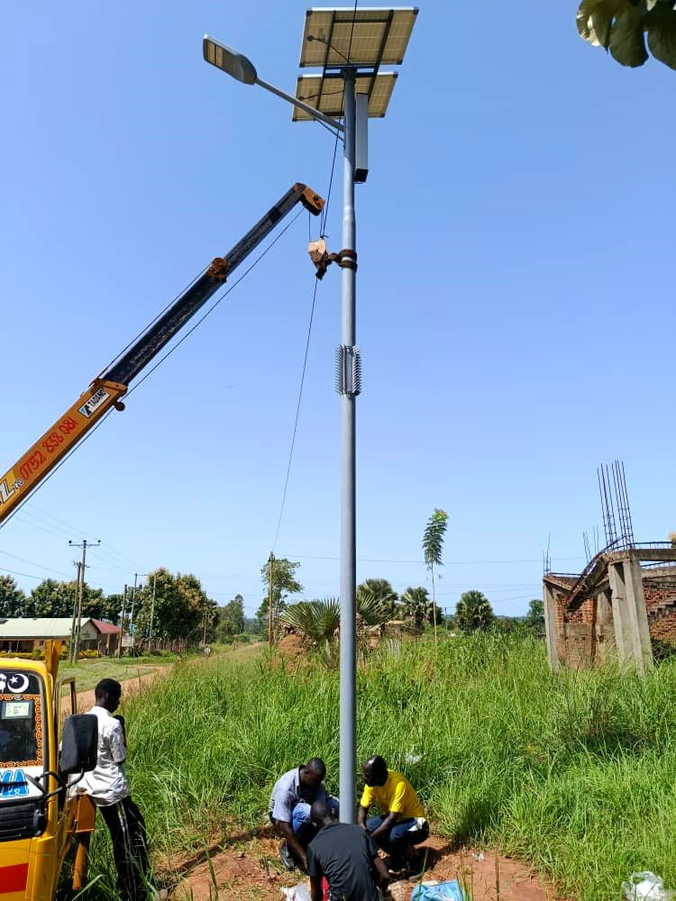 Solar street lighting installation